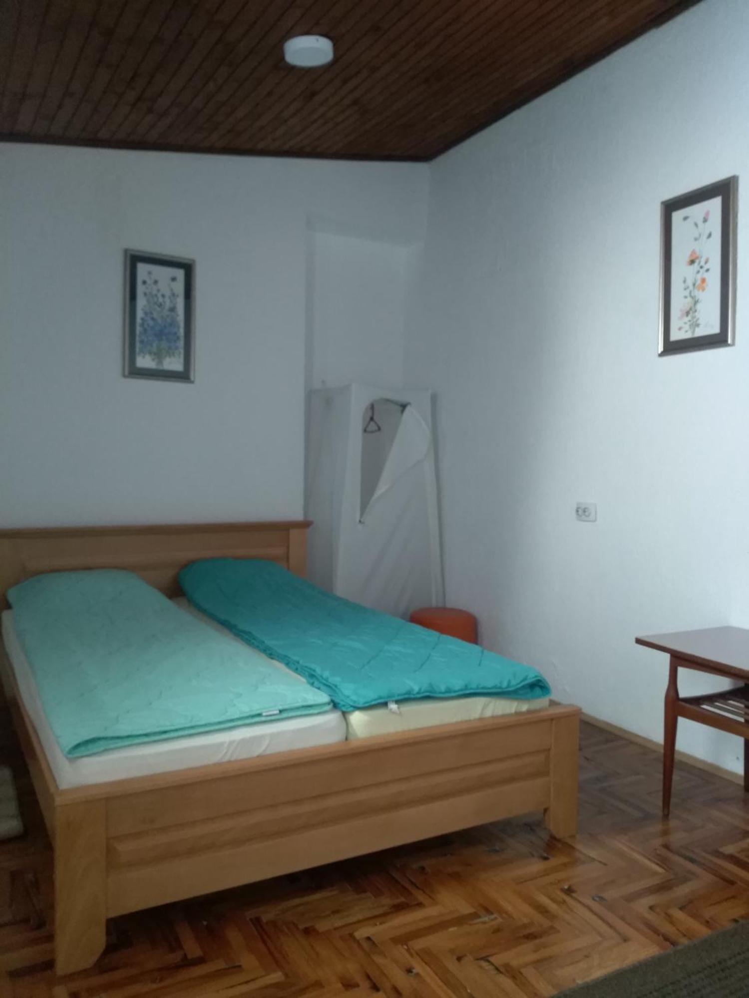 דונג'י מלינובאץ' Hostel Trajan מראה חיצוני תמונה