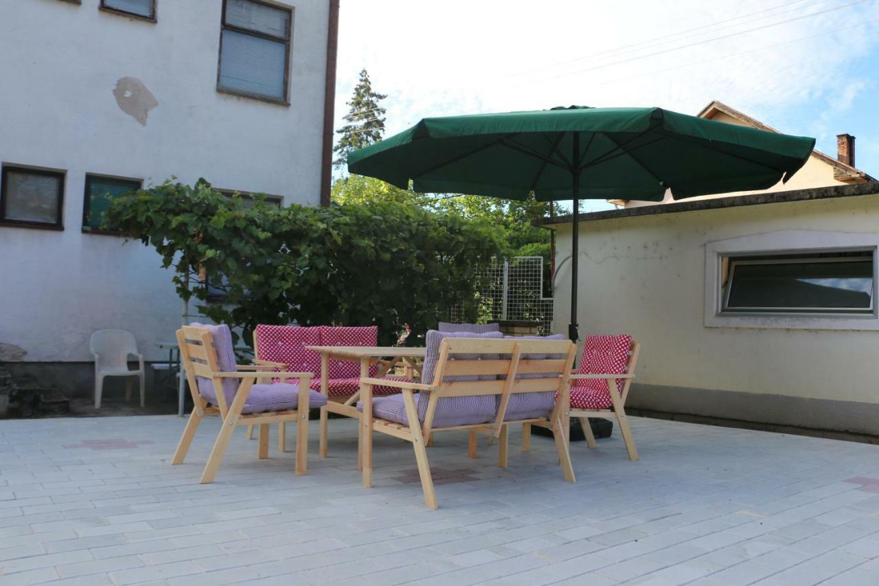 דונג'י מלינובאץ' Hostel Trajan מראה חיצוני תמונה