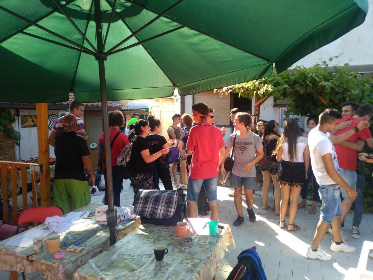 דונג'י מלינובאץ' Hostel Trajan מראה חיצוני תמונה