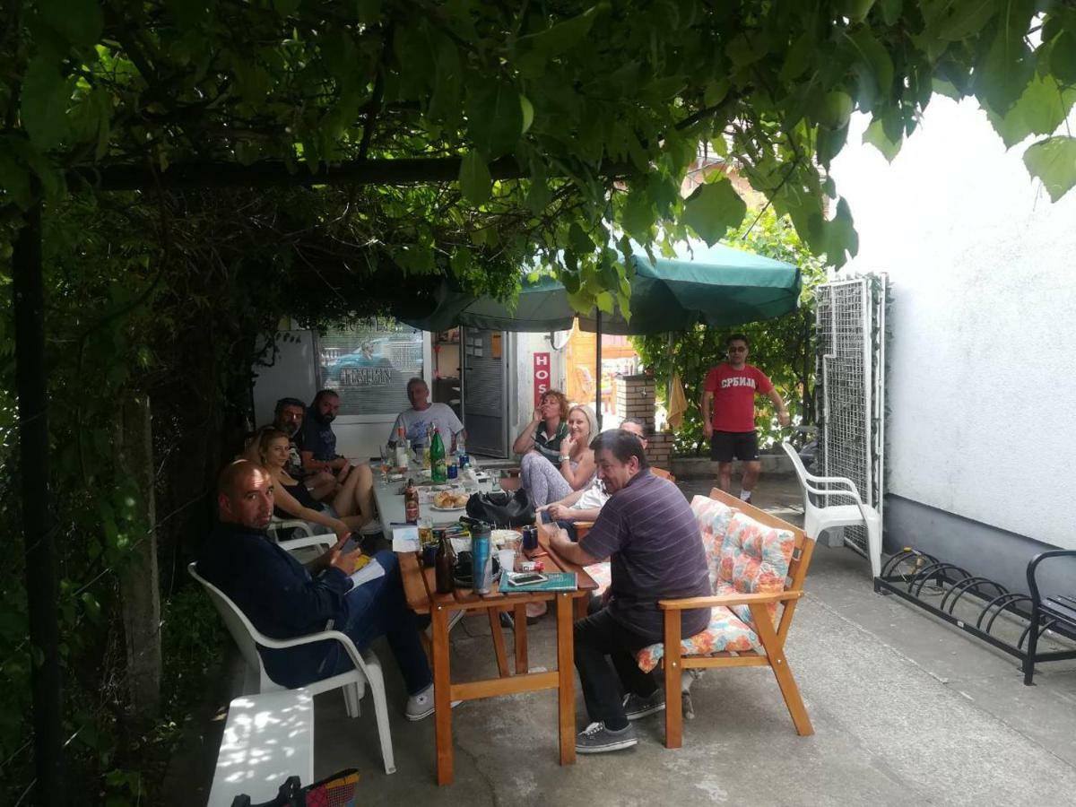 דונג'י מלינובאץ' Hostel Trajan מראה חיצוני תמונה